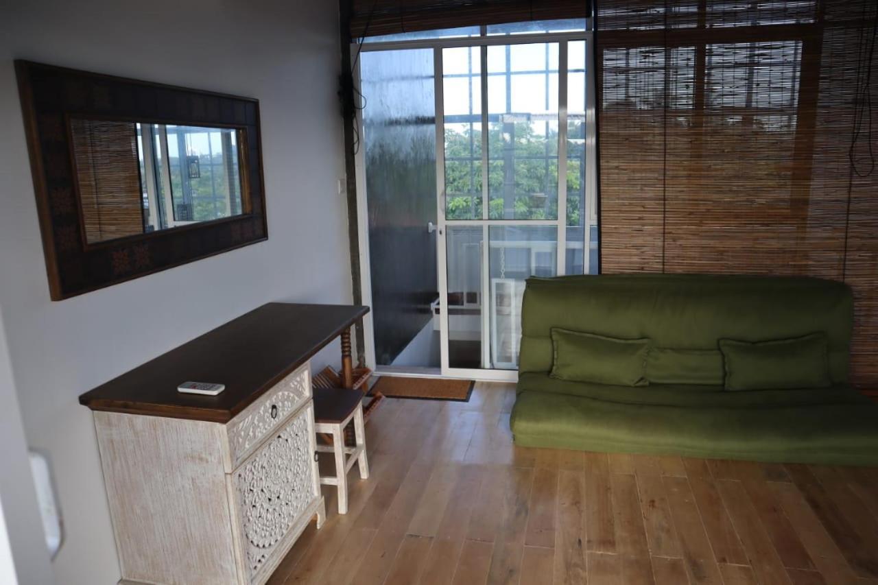 Appartement Alakamandava à Colombo Extérieur photo